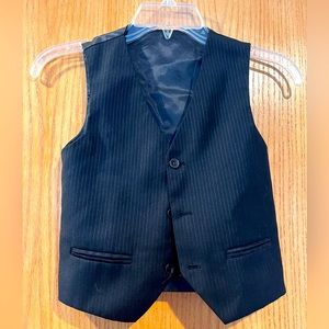 Tazio boys vests Size 7